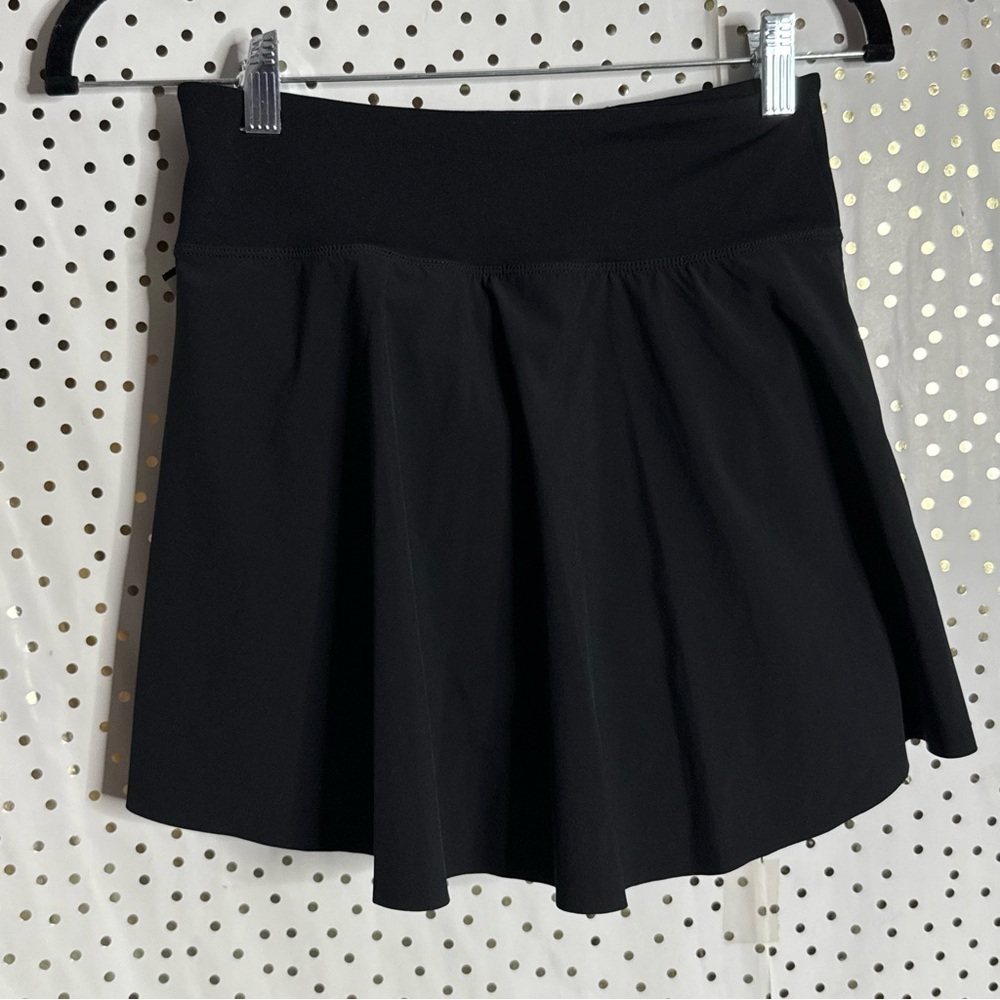 Nike Black Pleated Skirt with White Logo - Picture 6 of 7